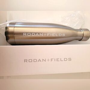 New Rodan + and Fields Stainless Steel Water Bottle 17oz